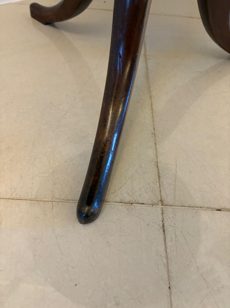 Antique George III Quality Plum Pudding Mahogany Circular Lamp Table - Image 10